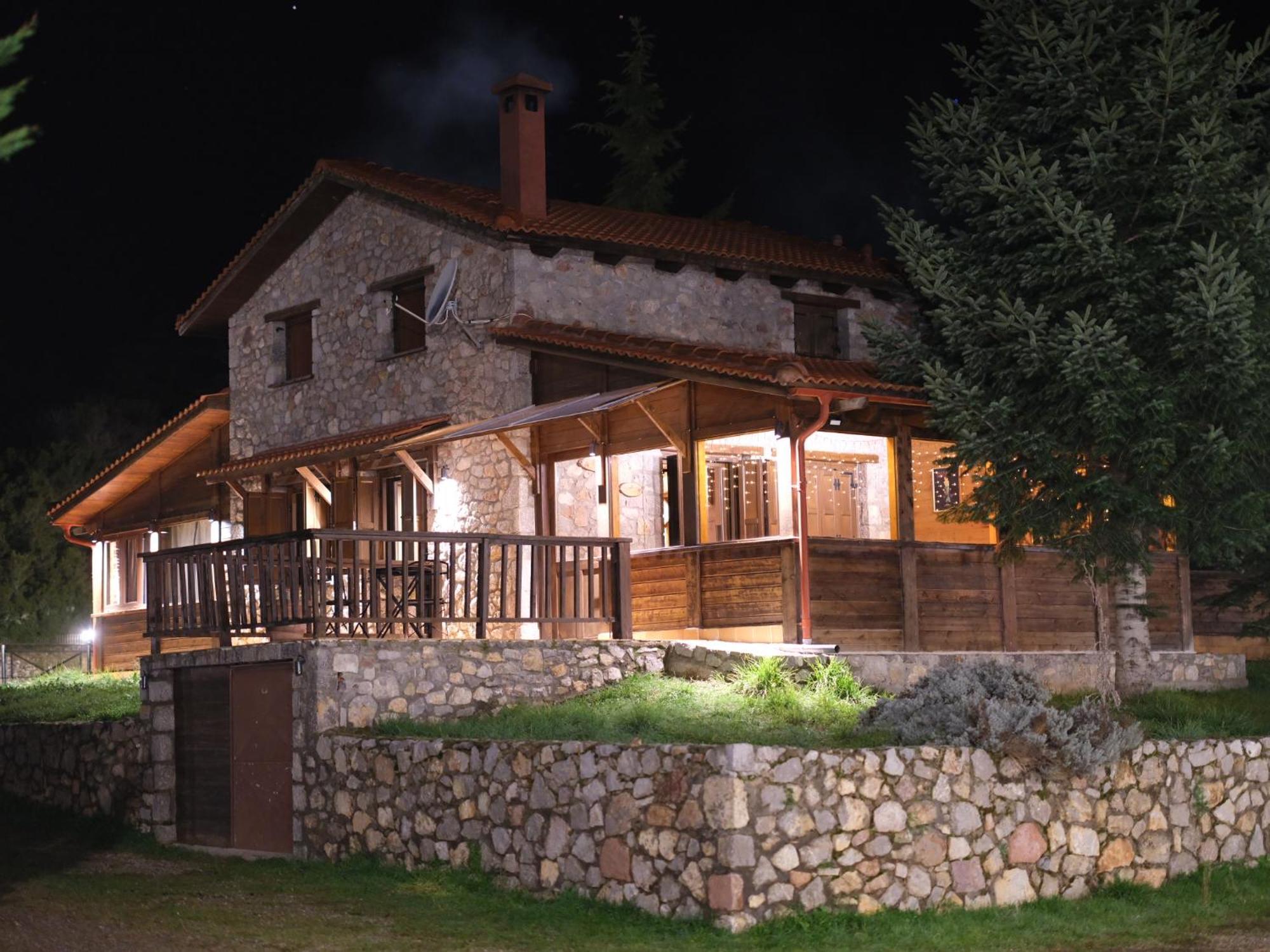 Mont Valley Boutique Chalets Arachova Exterior photo