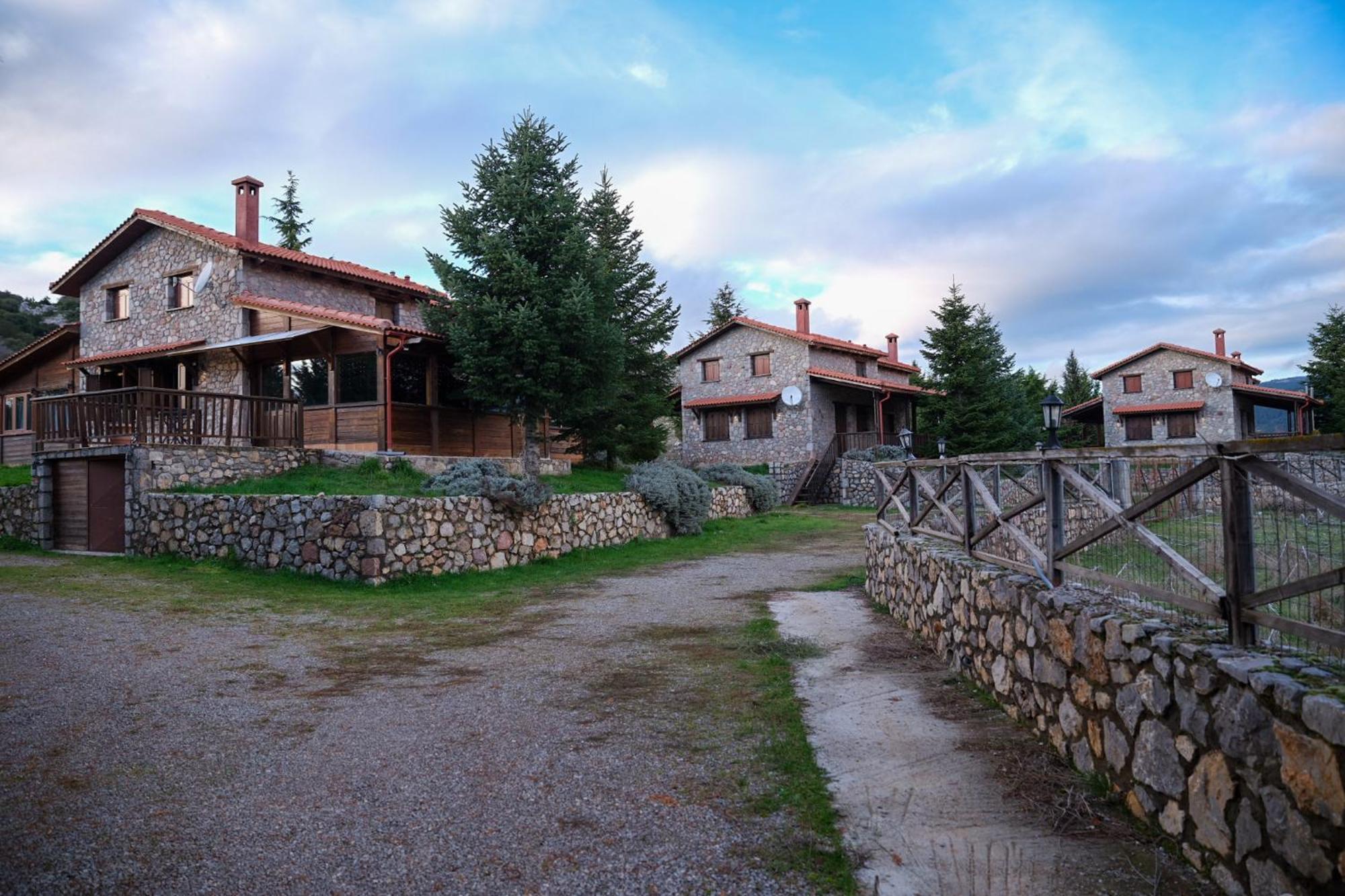 Mont Valley Boutique Chalets Arachova Exterior photo